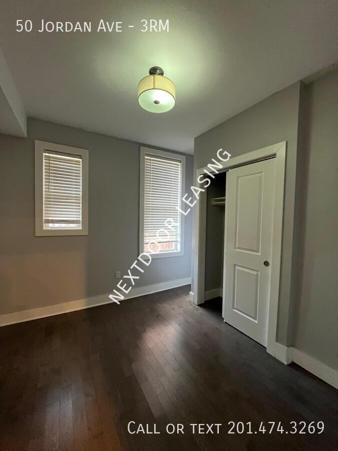 50 Jordan Ave #3RM - Photo 7 of 10