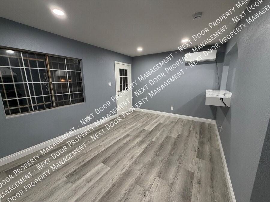 219 E 76th St - Photo 4 of 17