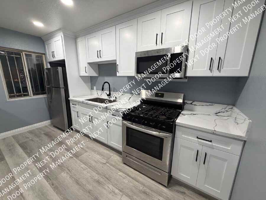 219 E 76th St - Photo 7 of 17