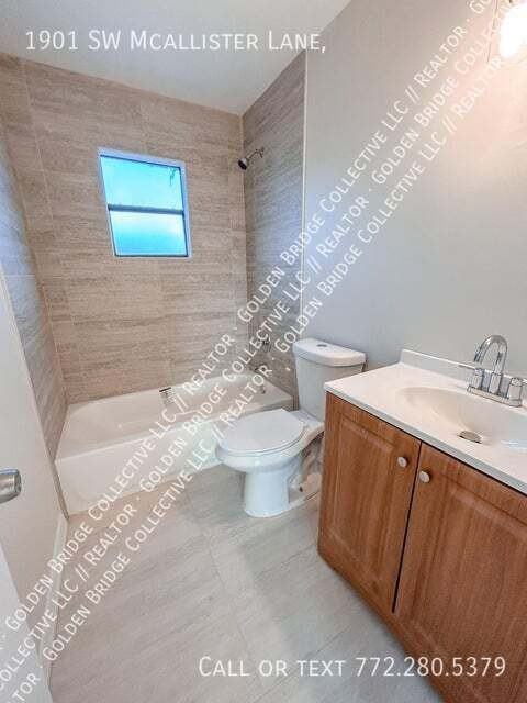 1901 Sw Mcallister Ln - Photo 7 of 9