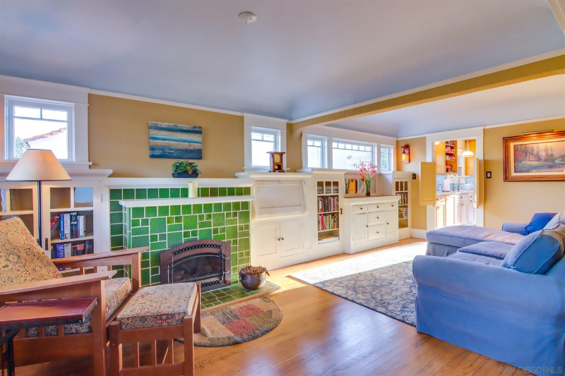 3370 Bancroft St - Photo 3 of 11