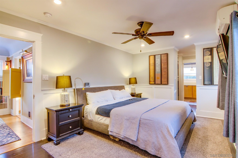 3370 Bancroft St - Photo 4 of 11