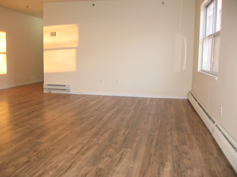 641 S Woodward St - Photo 3 of 7