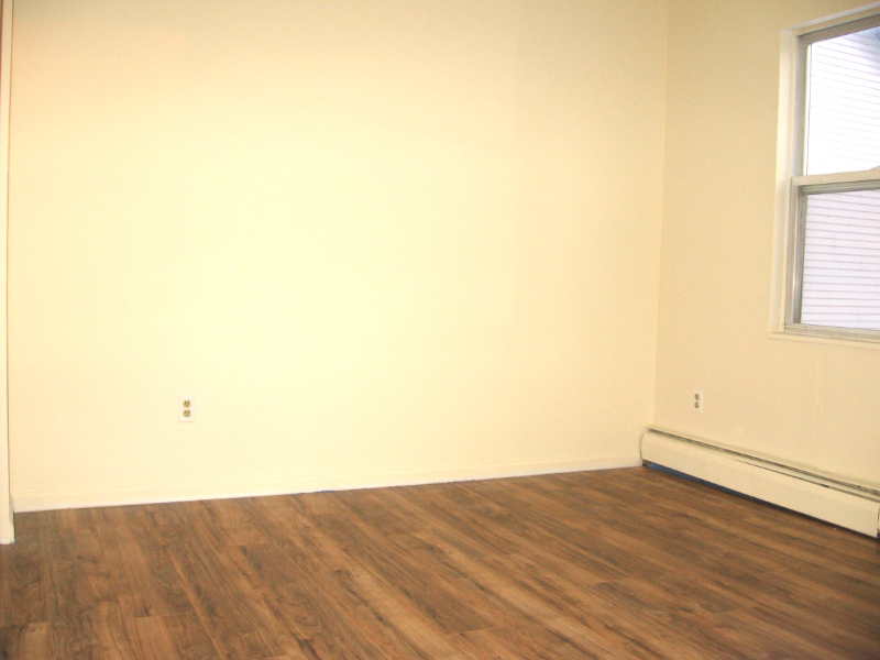 641 S Woodward St - Photo 6 of 7