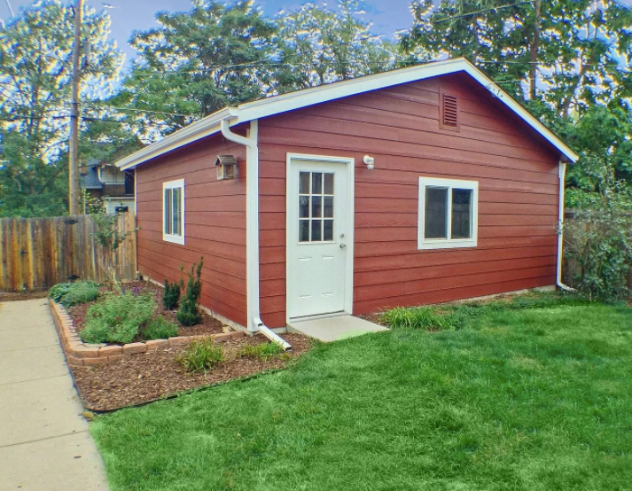 4524 Beach Ct - Photo 2 of 21