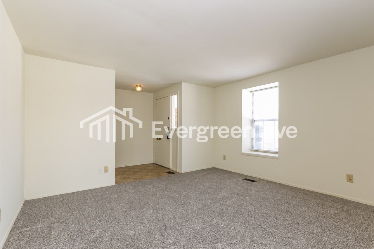 5839 Troy Villa Blvd - Photo 3 of 15