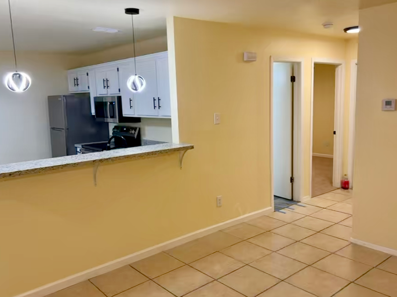 108 Shannon Cir #D - Photo 4 of 6