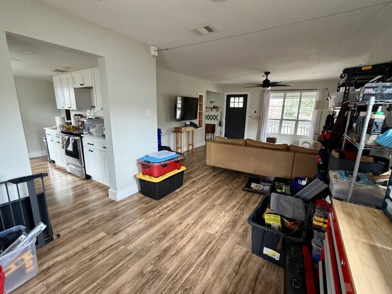 4805 Brook Creek Cv - Photo 3 of 15