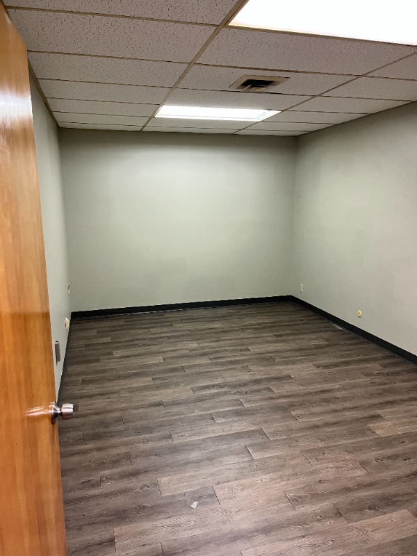 1000 N 21st St #C - Photo 2 of 3