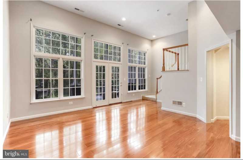 213 Oak Knoll Ter - Photo 4 of 28