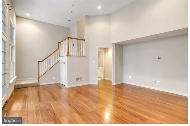 213 Oak Knoll Ter - Photo 5 of 28