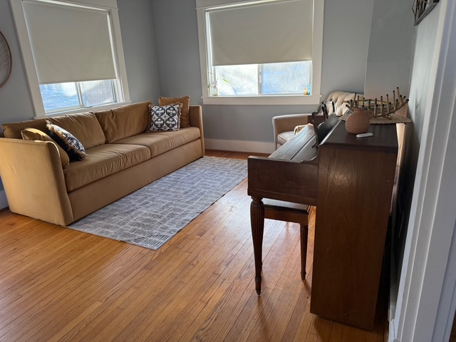 2420 Simpson Ave - Photo 5 of 20