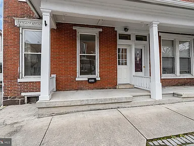 323 Market St - Photo 2 of 20