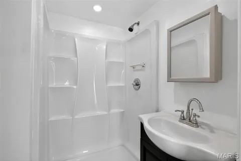 4152 Delmar Blvd - Photo 5 of 13