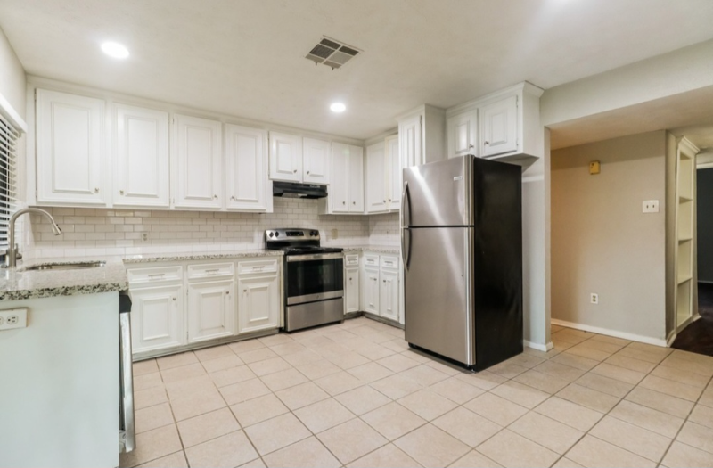 6103 Kemrock Ct - Photo 7 of 10