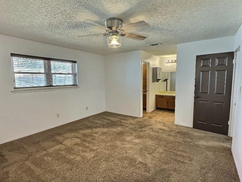 1312 Sherry Ln - Photo 7 of 19