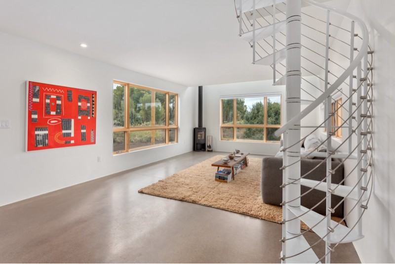 1276 Sycamore Rd - Photo 3 of 8