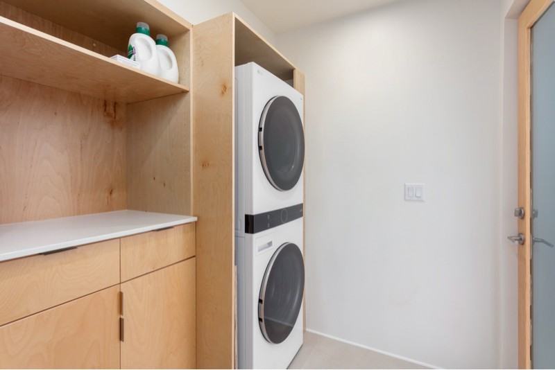 1276 Sycamore Rd - Photo 6 of 8