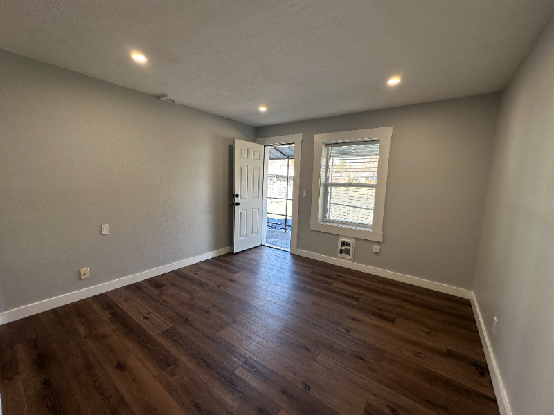 2001 Biehn St #6 - Photo 2 of 16