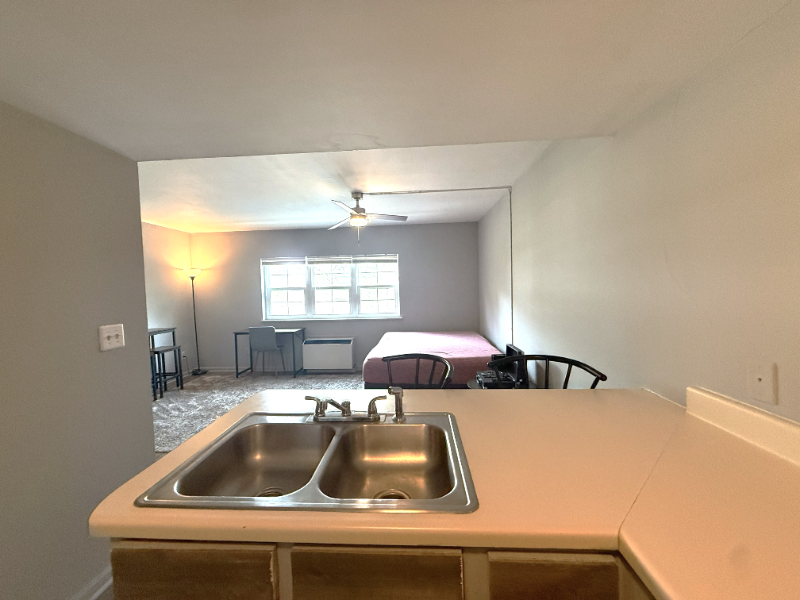 6850 Blue Heron Blvd #606 - Photo 6 of 12