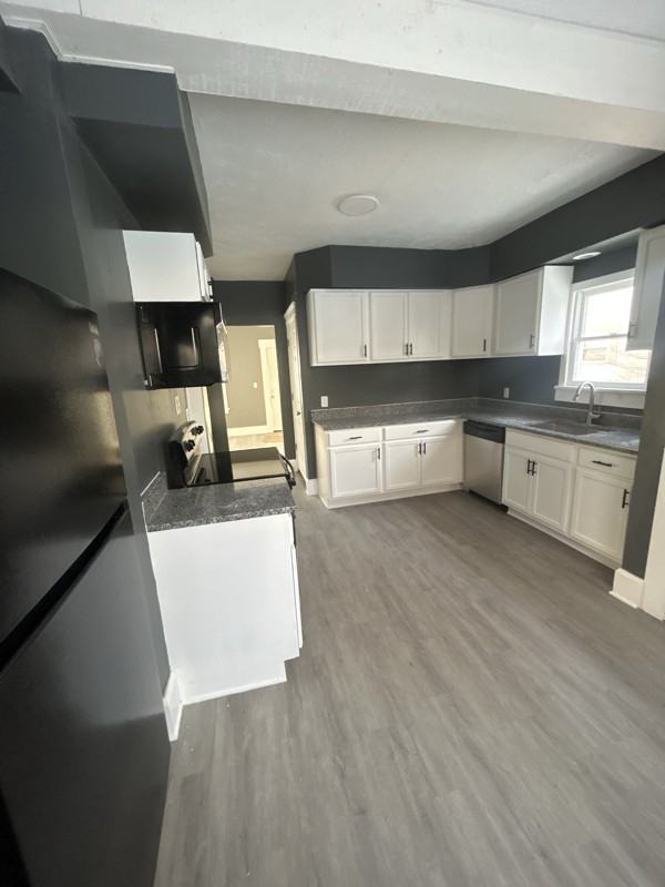 243 13th St #1 - Photo 5 of 14