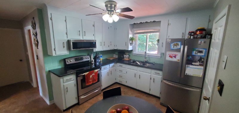 1A Richard Ave - Photo 3 of 13