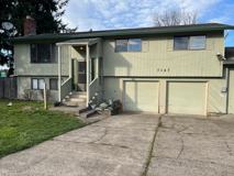 7147 Se Clackamas Rd - Photo 1 of 1