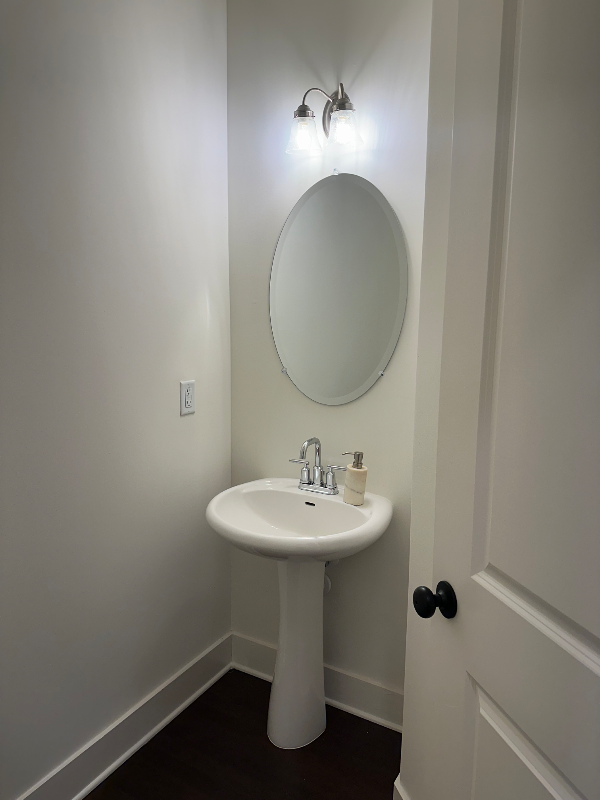 7784 Baron Rd - Photo 5 of 19