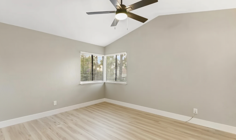 3532 Del Sol Way - Photo 6 of 11