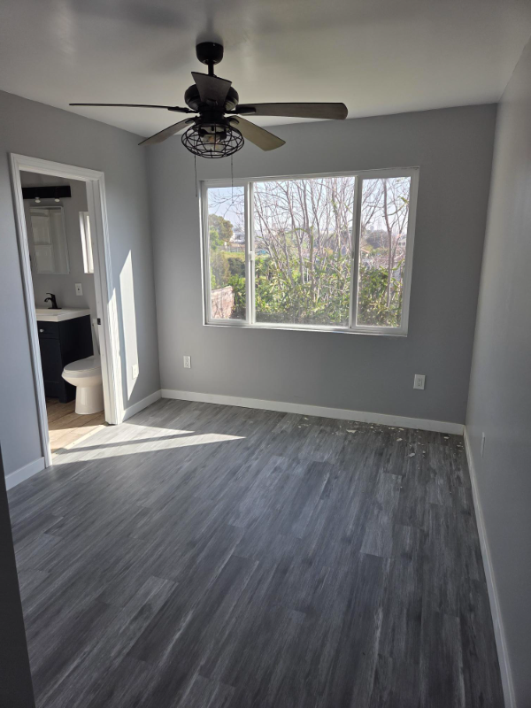 4010 1/2 Rockwood St - Photo 4 of 20