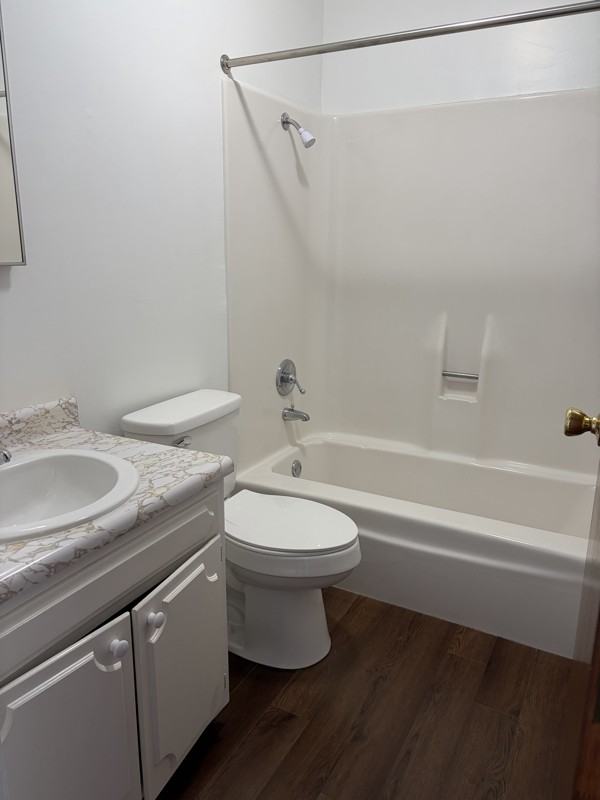 1717 Moore St #2 - Photo 7 of 10