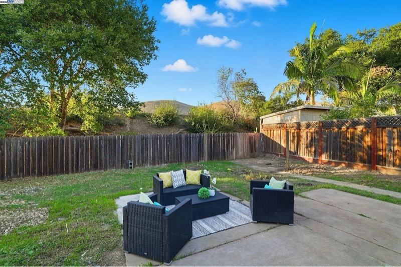 38345 Timpanogas Cir - Photo 6 of 18