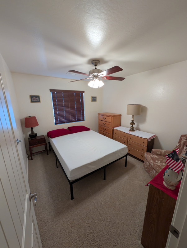 8217 W Coronado Dr - Photo 2 of 3