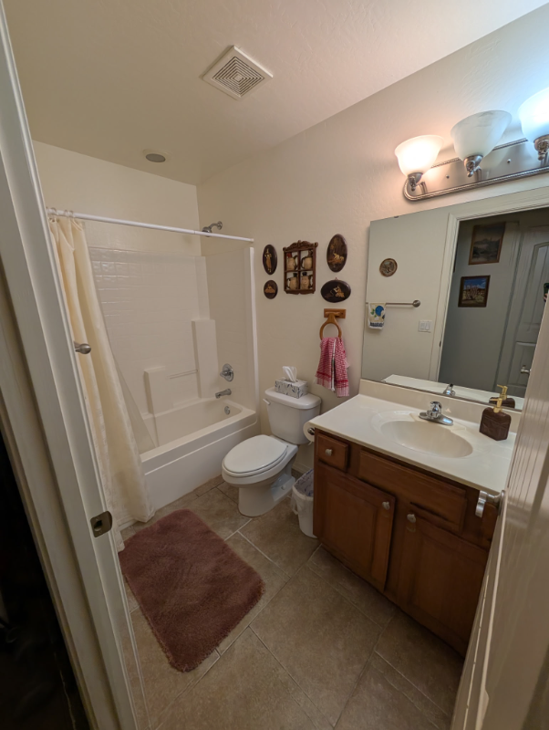 8217 W Coronado Dr - Photo 3 of 3