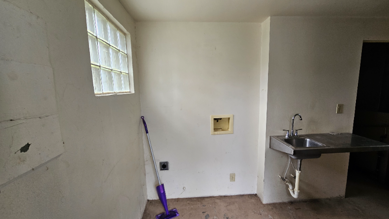 6384 Woakwood Dr - Photo 6 of 8