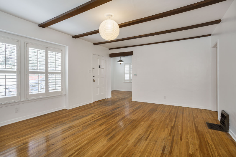 2900 Griffith Park Blvd - Photo 4 of 16