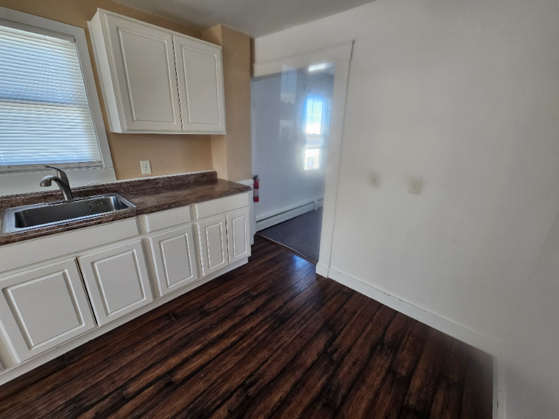 79 Herbert St #2R - Photo 6 of 13