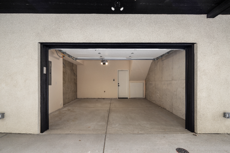 4425 W 45th Ave - Photo 3 of 20