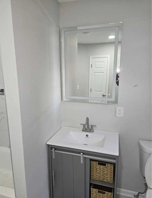 412 Leslie St #1L - Photo 7 of 17