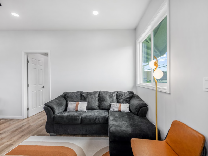 1576 California Ave #A1 - Photo 2 of 17