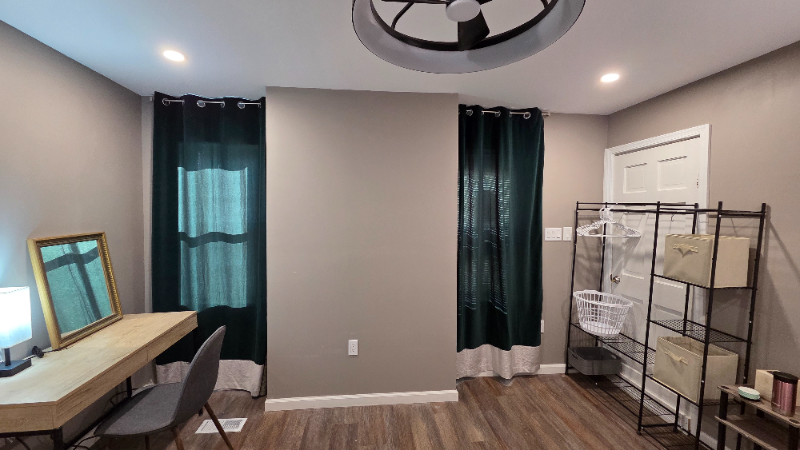 1421 S Carey St #B2 - Photo 3 of 11