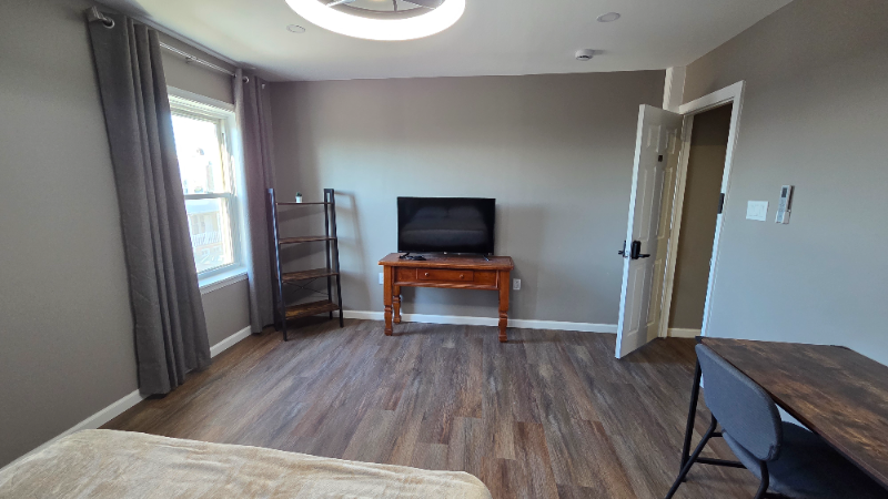 1421 S Carey St #C - Photo 7 of 18