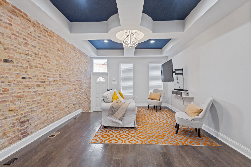 230 N Luzerne Ave - Photo 5 of 19