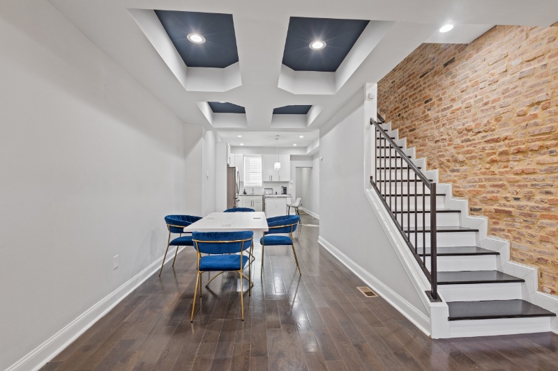 230 N Luzerne Ave - Photo 6 of 19