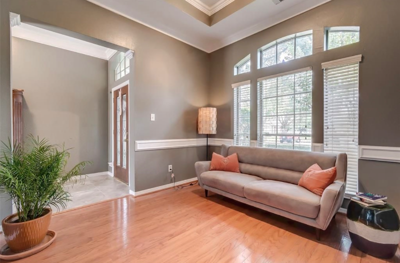 1706 Fantasy Woods Dr - Photo 5 of 17