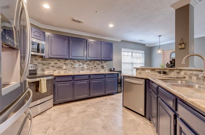 1706 Fantasy Woods Dr - Photo 6 of 17