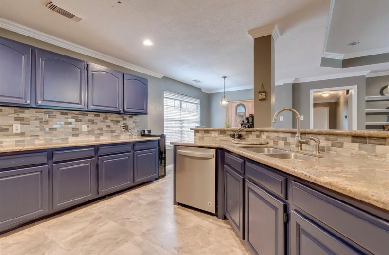 1706 Fantasy Woods Dr - Photo 7 of 17