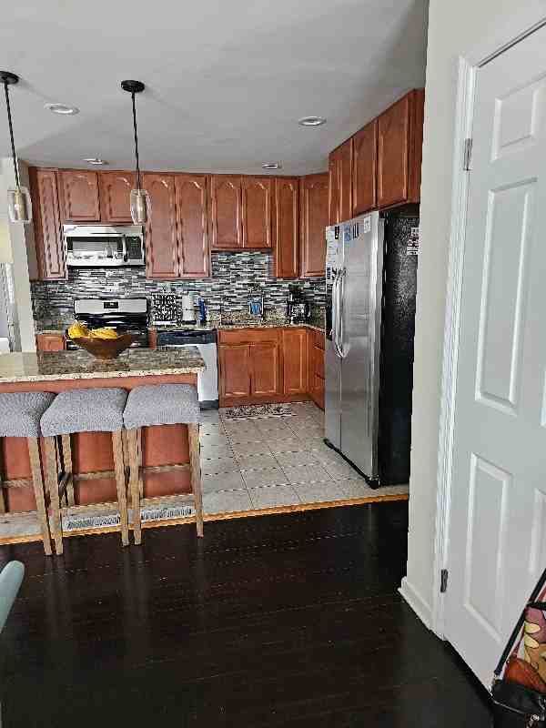 7500 Harrison Ln - Photo 3 of 6
