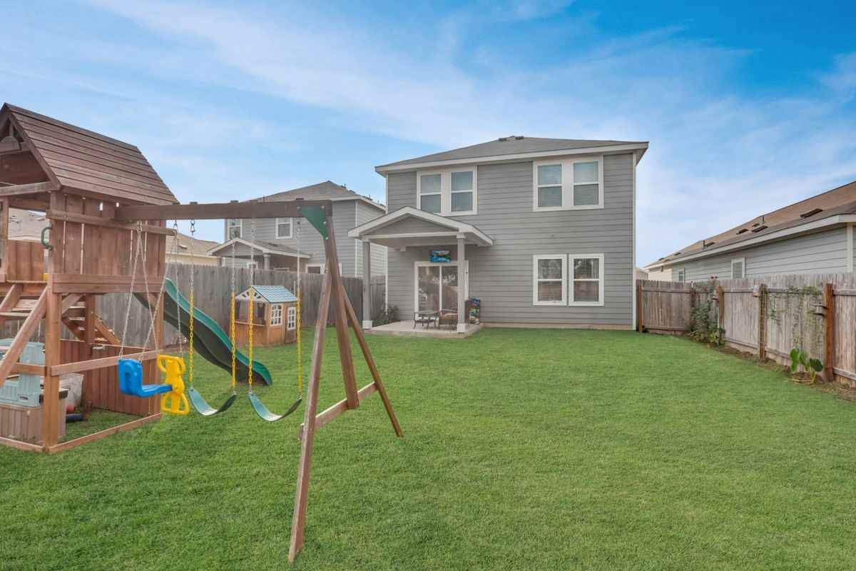 19419 Cloudy Bay Dr - Photo 3 of 20