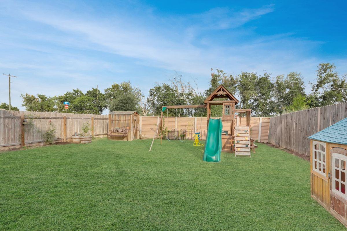 19419 Cloudy Bay Dr - Photo 4 of 20